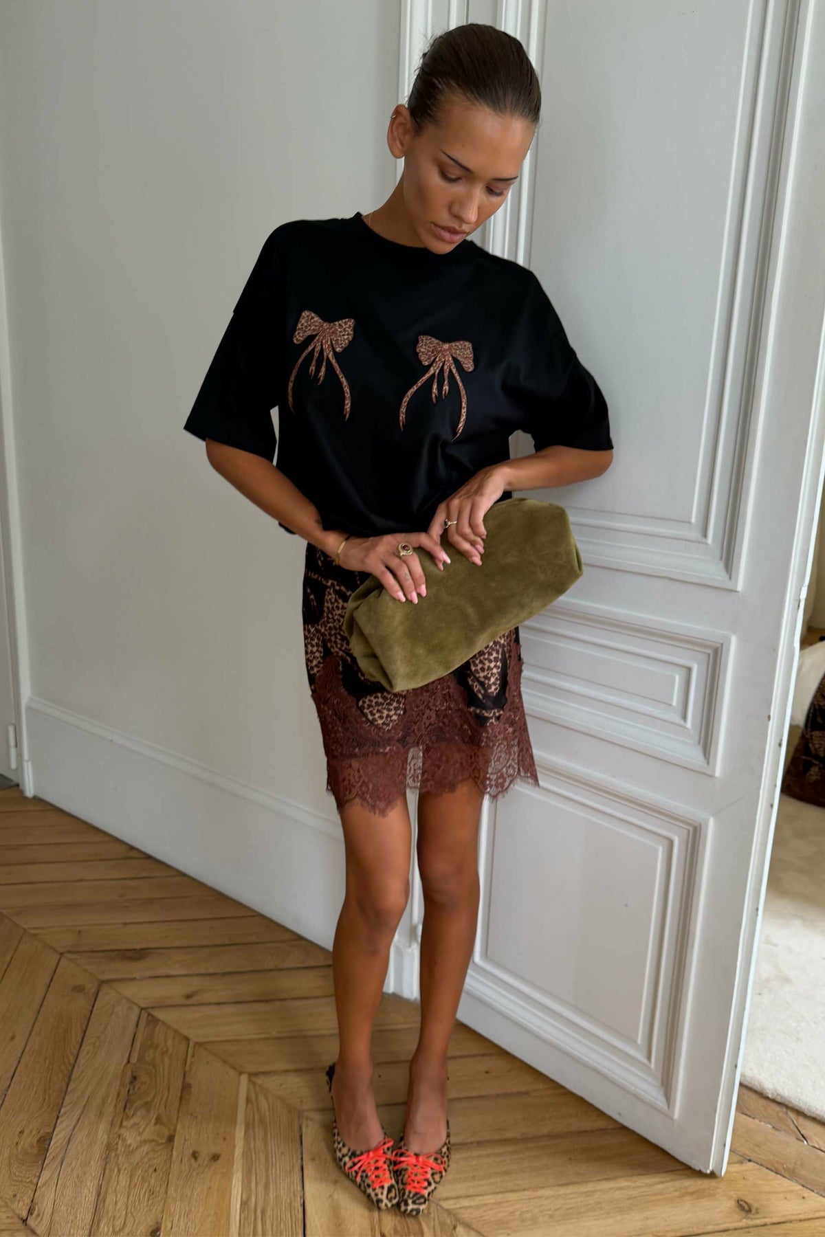 Never Fully Dressed Deals - Black Leopard Bow T-Shirt