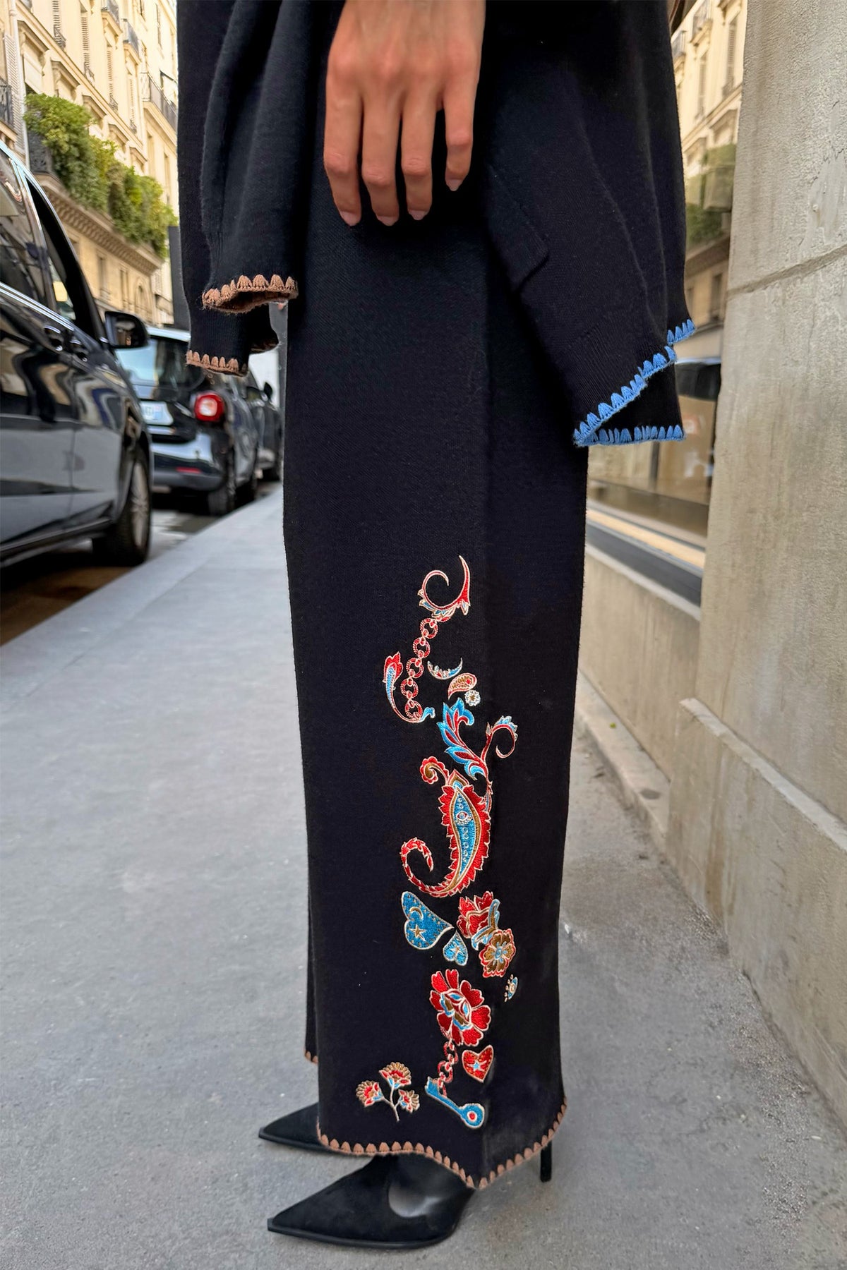 Never Fully Dressed New - Black Paisley Wide Leg Knit Joggers