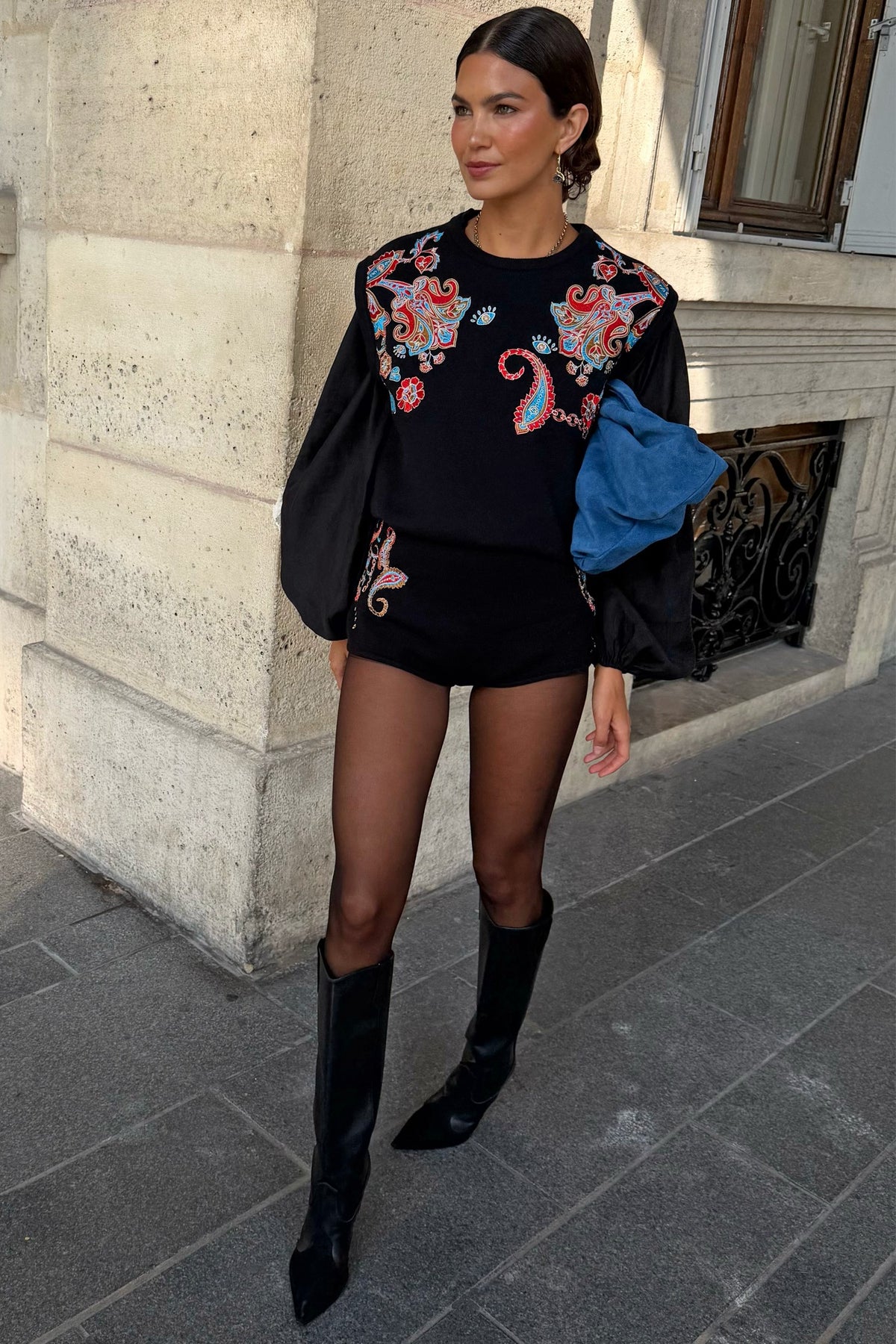 Never Fully Dressed Great Value - Black Paisley Hot Pants