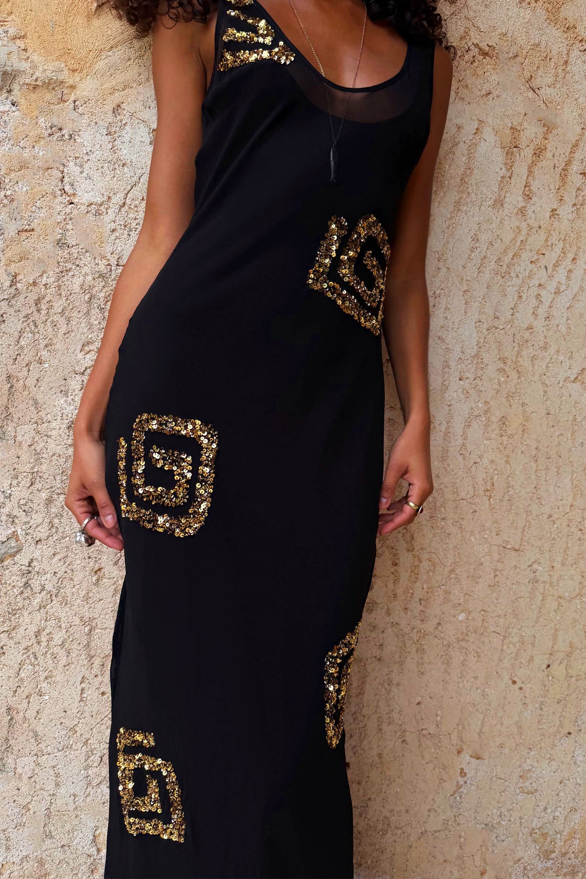 Never Fully Dressed Essential - Black & Gold Simona Dress