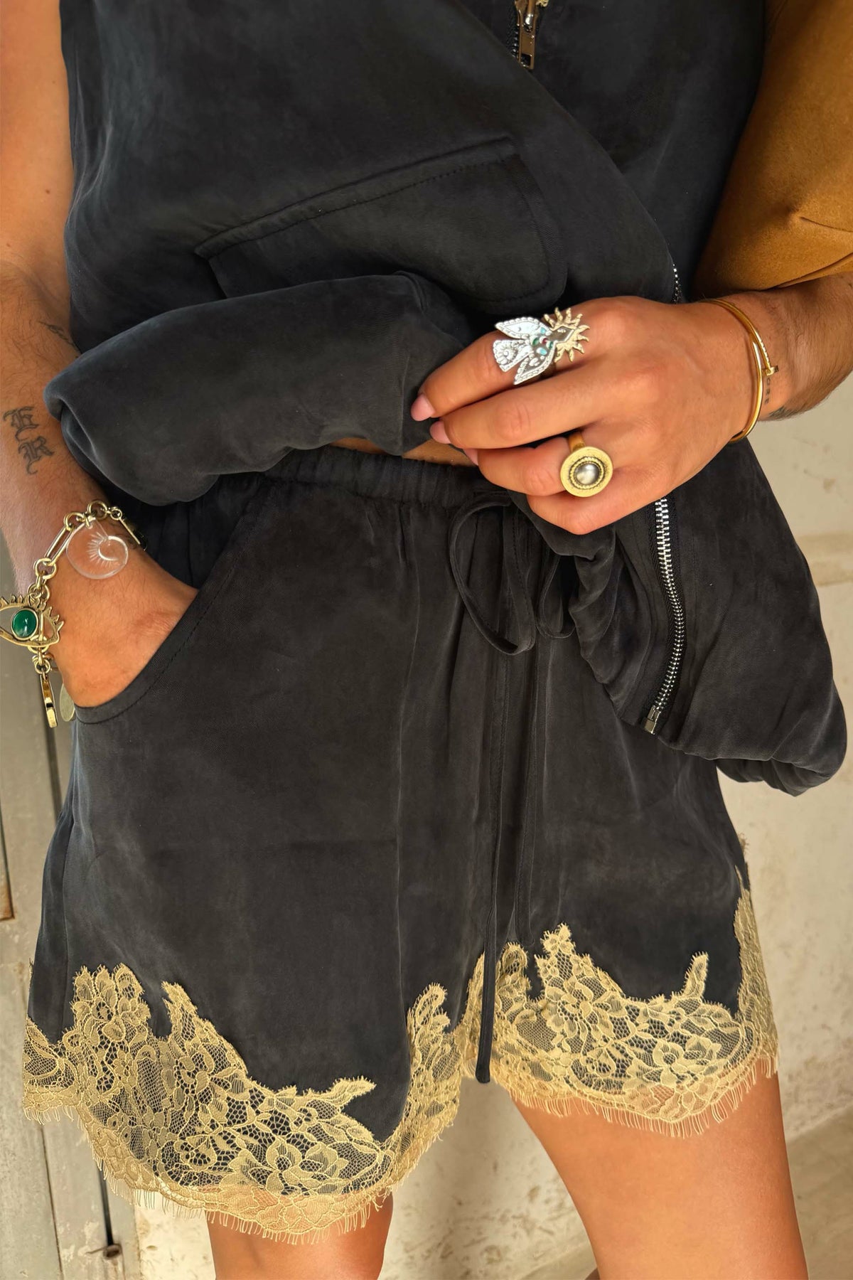 Never Fully Dressed Hot Sale - Grey Lace Maeva Shorts