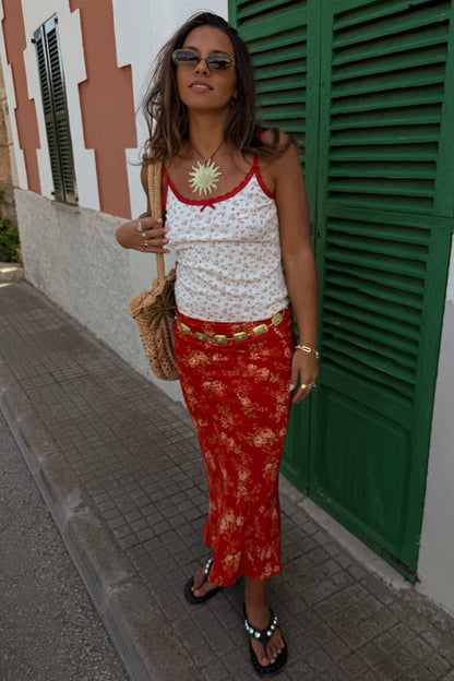 Never Fully Dressed Great Value - Red Floral Midi Skirt