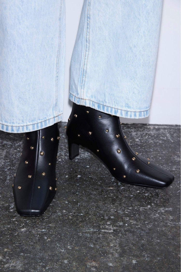 Never Fully Dressed Essential - Black Leather Boots with Gold Studs