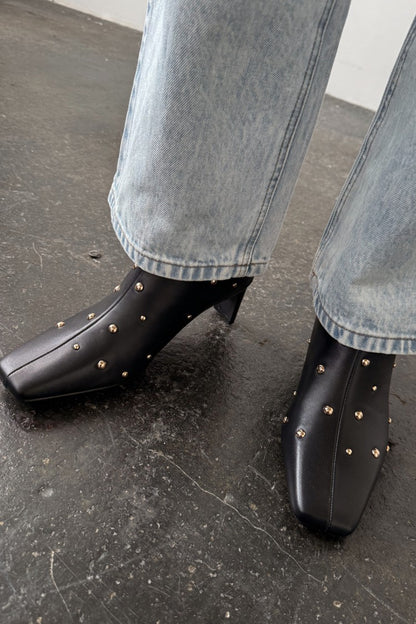 Never Fully Dressed Essential - Black Leather Boots with Gold Studs