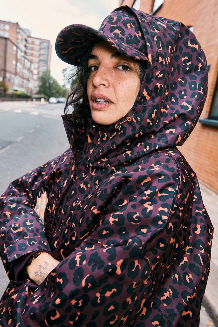 Never Fully Dressed Trusted - Dark Leopard Cap  London