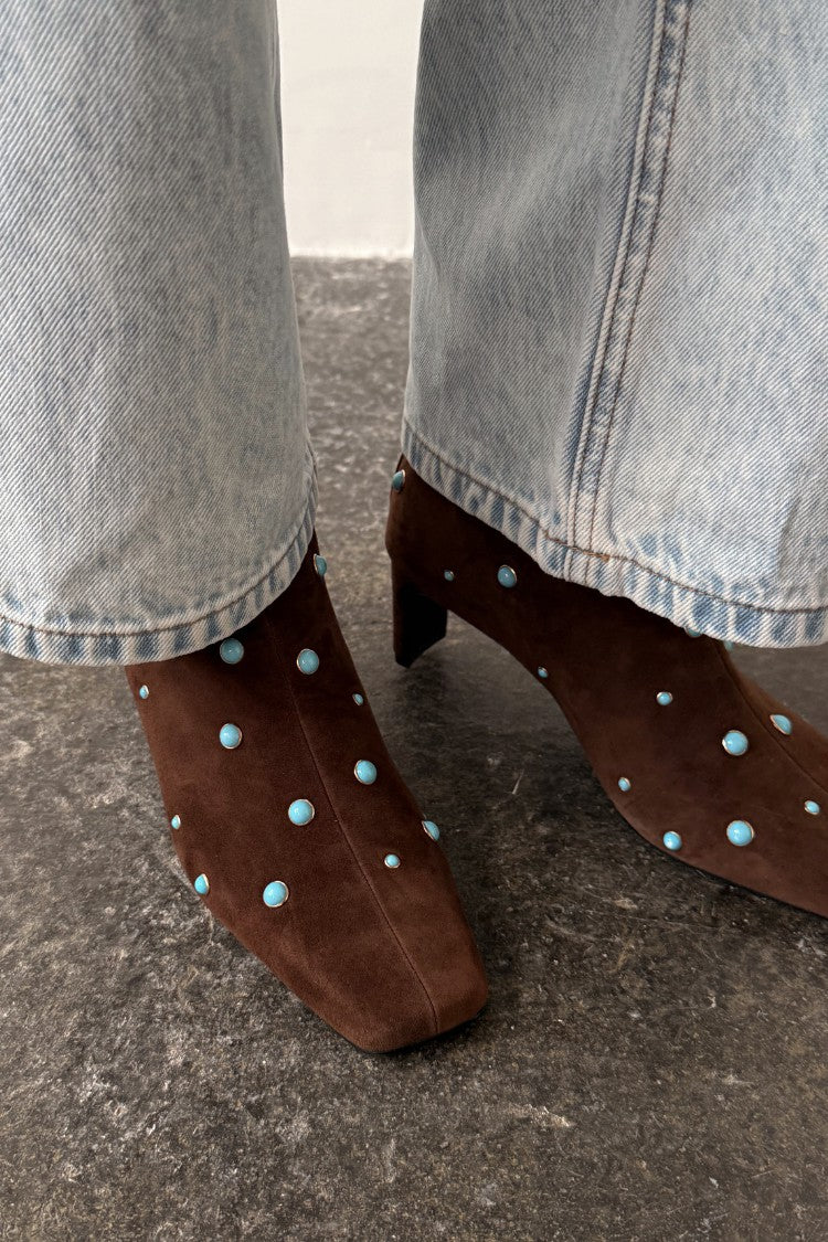 Never Fully Dressed Trusted - Chocolate Studded Suede Boots