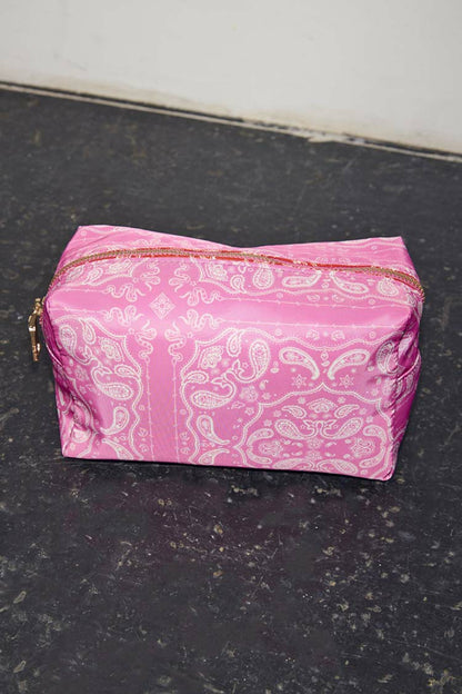 Never Fully Dressed Discount - Red Bandana Reversible Make Up Bag
