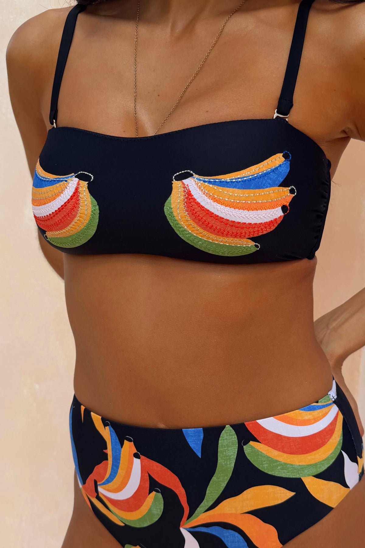 Never Fully Dressed Trusted - Banana Bandeau Bikini Top - Black